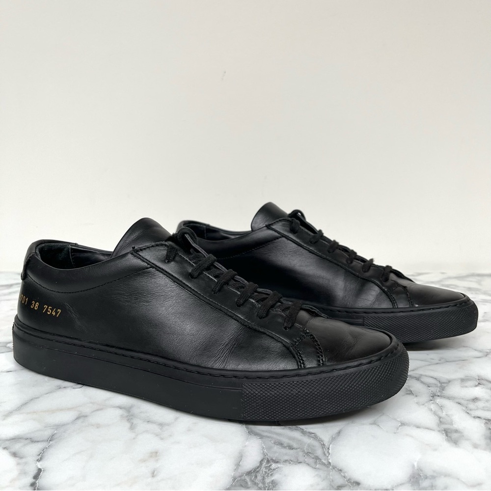 Woman By Common Projects Achilles Low Sneaker Black Leather Size 38 US Size 8